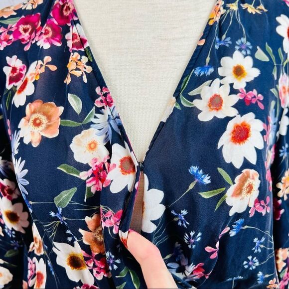 Parker Silk Blend Navy Floral Long Trumpet Sleeve Waist Tie Dress - Picture 7 of 11